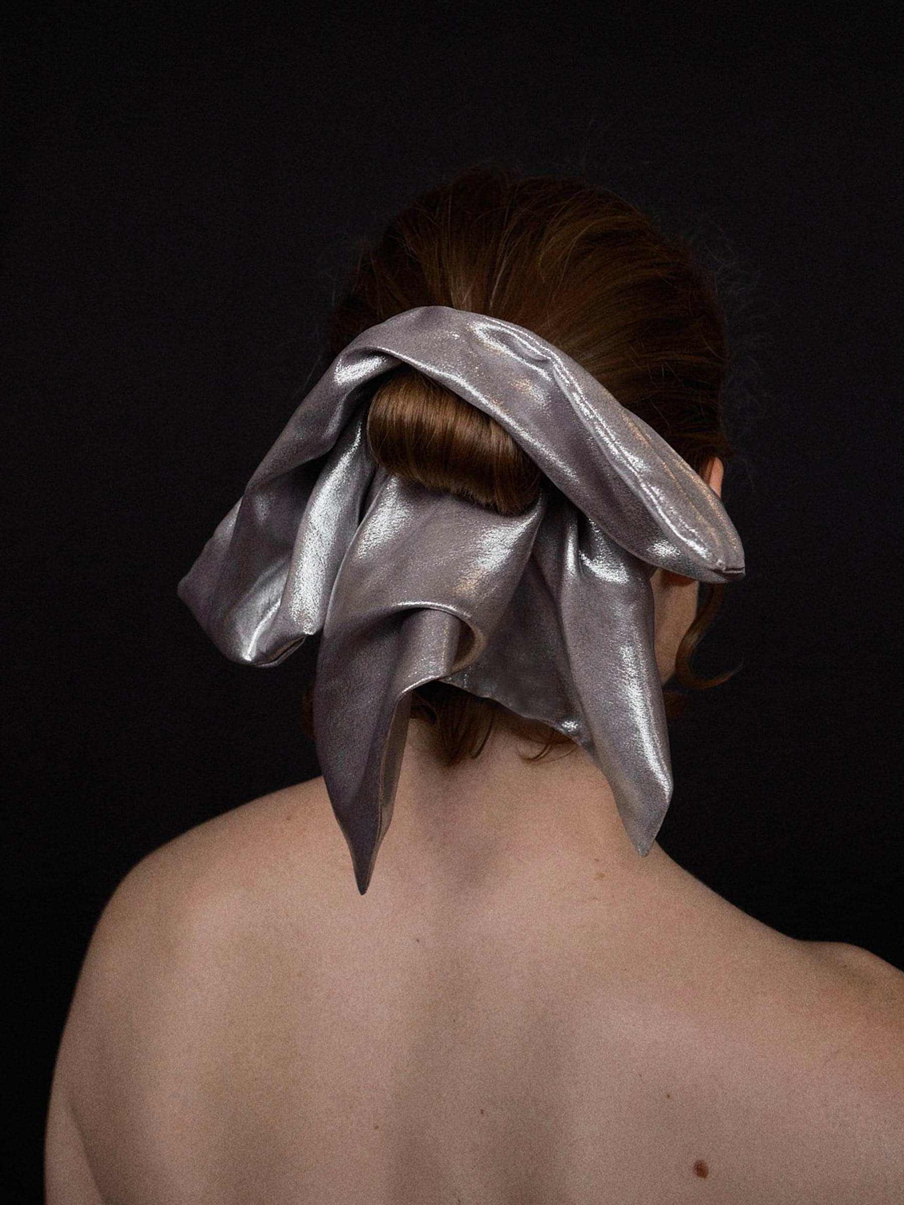 Silver_square_sustainable_hair_scrunchie_gift