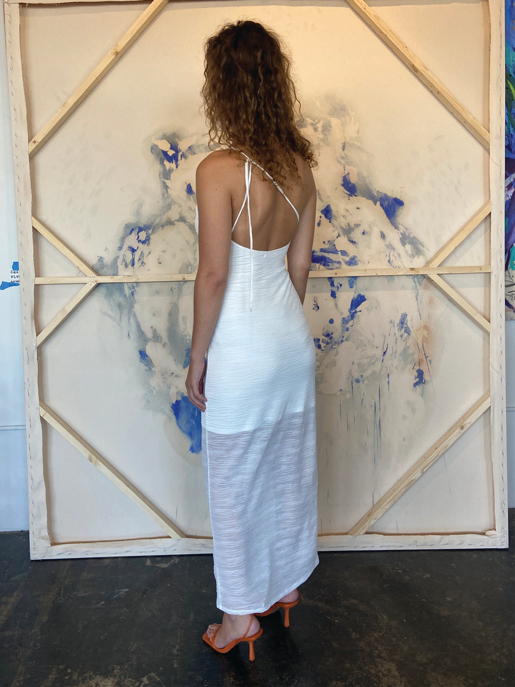 Pleated_white_one_shoulder_slim_deadstock_dress