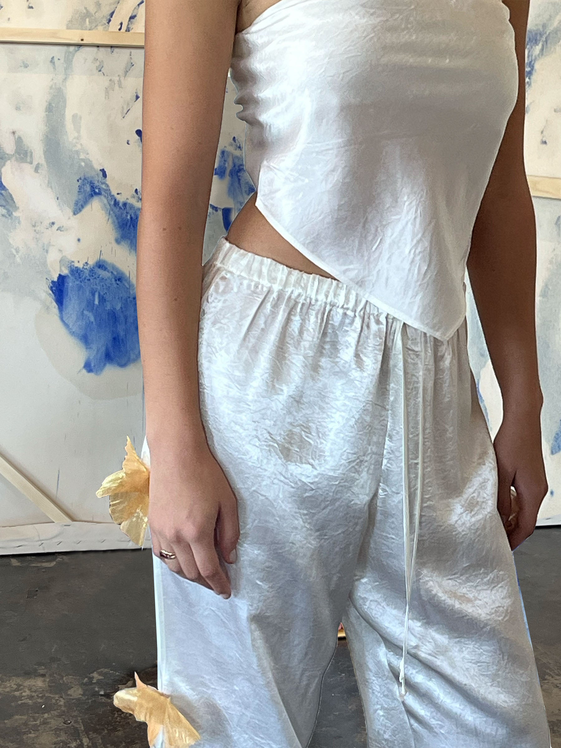 Crushed_white_deadstock_pant_with_flowers